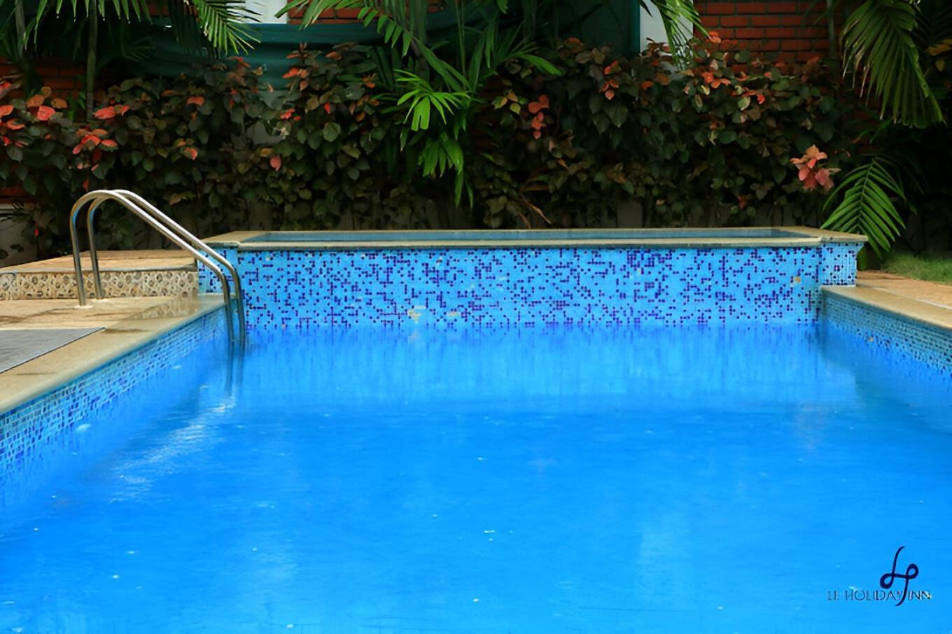 Le Holiday Inn Pondicherry Exterior photo